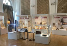 Стилът между двете световни войни впечатлява с шевици върху обзавеждане