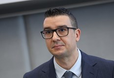 Икономическият министър Годишно ще спестяваме 1 милиард от превалутиранеБългария ще