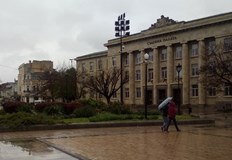 НИМХ предупреждава за опасни количества дъжд в девет области включително