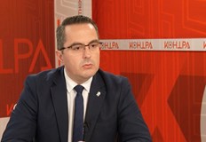 Русия е негодувала от събарянето на съветските паметнициЗаместник председателят на партия