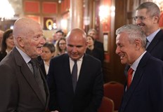 Бившият премиер не вижда риск от евротоПрисъединяването на България към