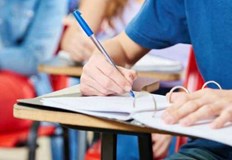 Зрелостниците предпочитат английски пред математика за матураНай много зрелостници в Русенско