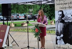 Заместник кметът Златомира Стефанова и общественици се включиха в отбелязването на