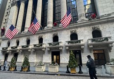 Доналд Тръмп готви драстично съкращение на капиталовите изисквания към банкитеАдминистрацията