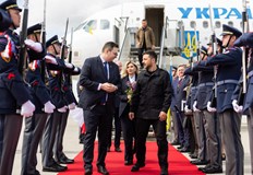 Чешкия президент ще приеме украинското президентско семейство в Пражкия замък