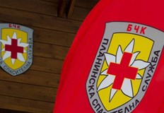 Мъжът е прекарал нощта в собствена палатка и е в