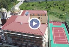 Възстановяването на храма е осъществено изцяло с дарения и доброволчески