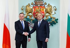 Полският президент и Румен Радев ще обсъждат икономически връзки сигурност