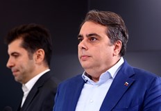 От коалицията остро критикуват предложението на Радев за референдум за