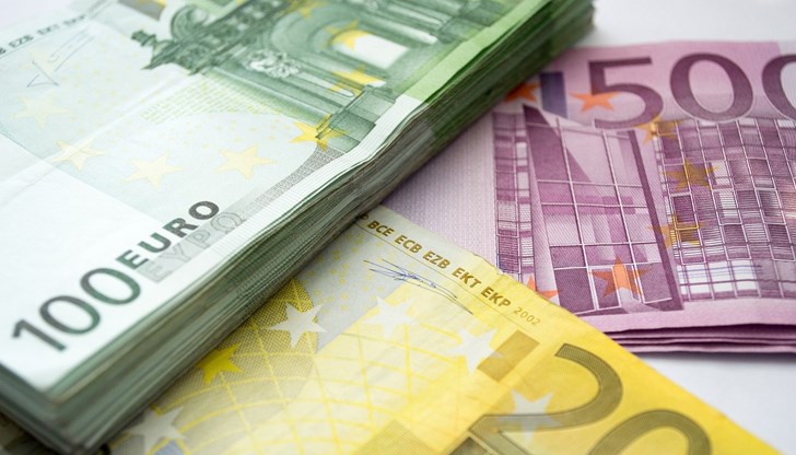 Мъжът държал еврото в кутия от модем