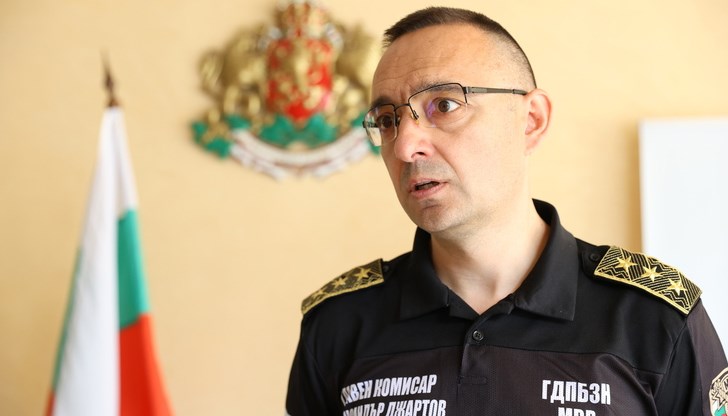 Границата между ефективното предупреждение и създаването на паника е изключително тънка