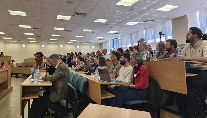 Русе посрещна международни експерти за домашни грижи от девет държави Русе посрещна международни експерти за домашни грижи от девет държави