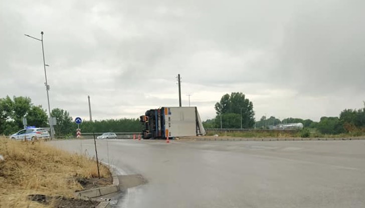 Платформата помага на шофьорите да избягват опасните участъци по международния път I-5 Платформата помага на шофьорите да избягват опасните участъци по международния път I-5