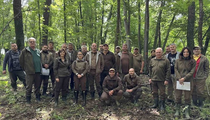 Експерти от шест стопанства разработиха план за справяне с последиците от климатичните промени Експерти от шест стопанства разработиха план за справяне с последиците от климатичните промени