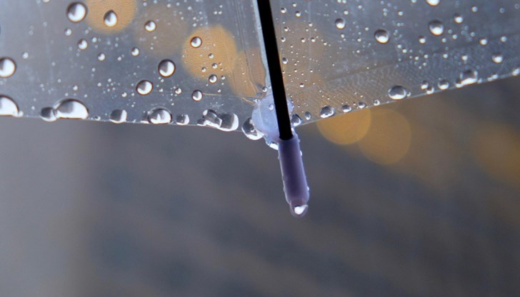 В дните 22-25 май се очаква преминаване на студен фронт, който носи дъжд и ветрове В дните 22-25 май се очаква преминаване на студен фронт, който носи дъжд и ветрове