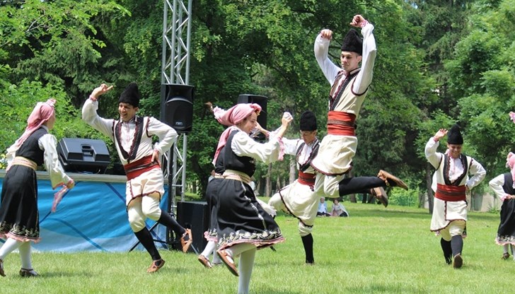 Фолклорният събор отбелязва 100 години от рождението на Николай Кауфман