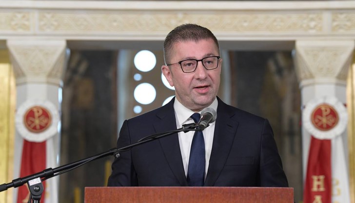 Премиерът на Северна Македония призова ЕП да признае македонската идентичност и език