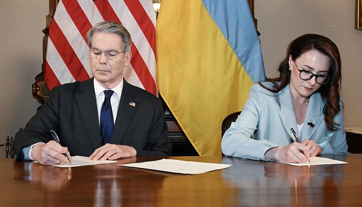 Двете държави създават съвместен инвестиционен фонд, чиято печалба ще бъде насочена изцяло към Украйна Двете държави създават съвместен инвестиционен фонд, чиято печалба ще бъде насочена изцяло към Украйна