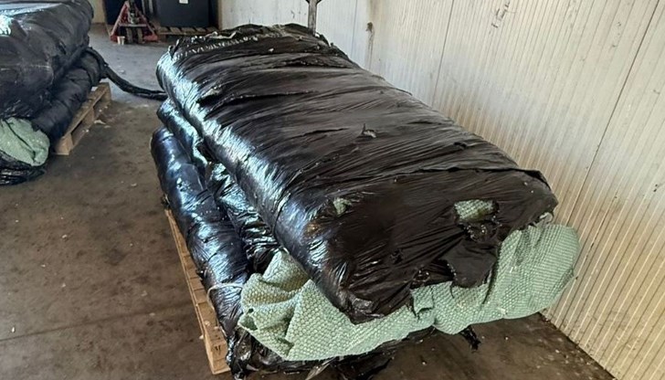 Контрабандните лодки са част от организиран трафик към Великобритания