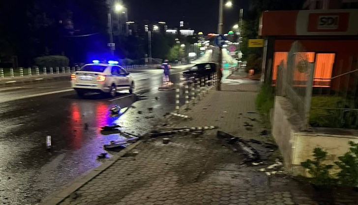 Полицията задържа мъжа след отказ да даде проби за алкохол и наркотици Полицията задържа мъжа след отказ да даде проби за алкохол и наркотици