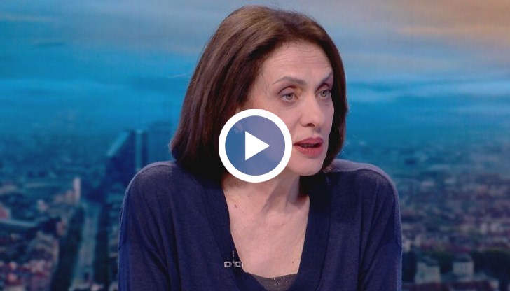 През 2007 Путин обяви края на еднополюсния свят и започна да превръща празника в демонстрация на военна мощ