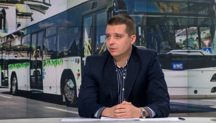 След шестдневна блокада, работниците се върнаха на работа, но заплашват с ефективна стачка при неизпълнение на исканията След шестдневна блокада, работниците се върнаха на работа, но заплашват с ефективна стачка при неизпълнение на исканията