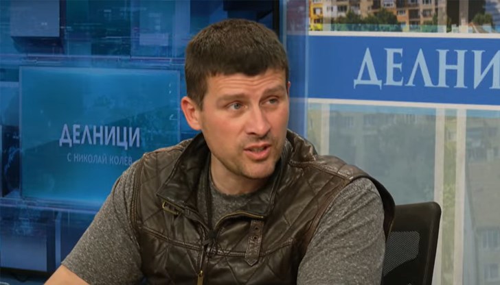 Лидерът на "Величие" обвини Джевдет Чакъров в изнудване от страна на Пеевски Лидерът на "Величие" обвини Джевдет Чакъров в изнудване от страна на Пеевски