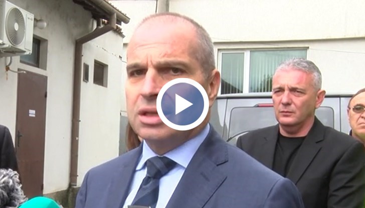 Транспортният министър разпореди проверка на цялата фирма с 470 камиона