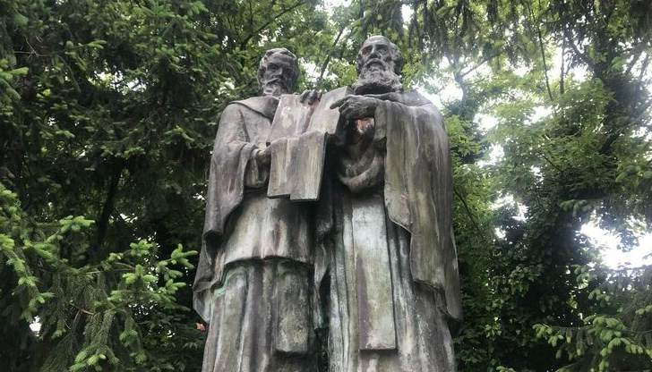 Сърбия отрече ролята на България в създаването на кирилицата