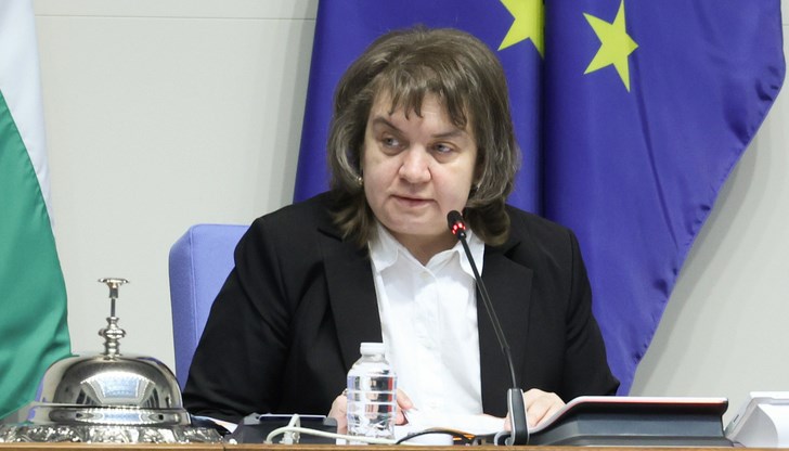 Опозицията обвинява председателя на парламента в обслужване на статуквото Опозицията обвинява председателя на парламента в обслужване на статуквото