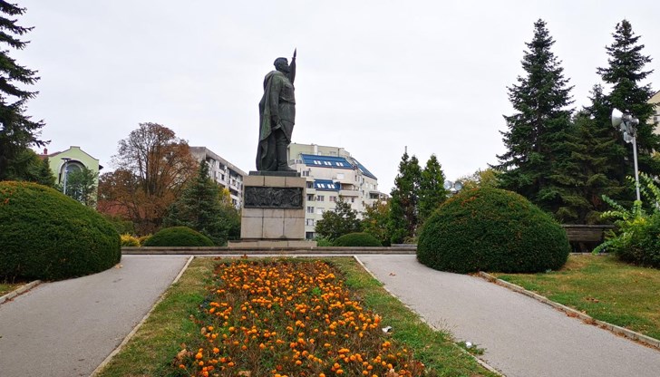Времето в Русе е по-хладно и частично слънчево в понеделник Времето в Русе е по-хладно и частично слънчево в понеделник