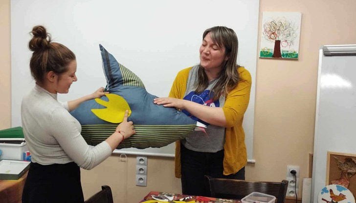 Арт работилницата е част от проекта "На брега на реката", посветен на Деня на река Дунав