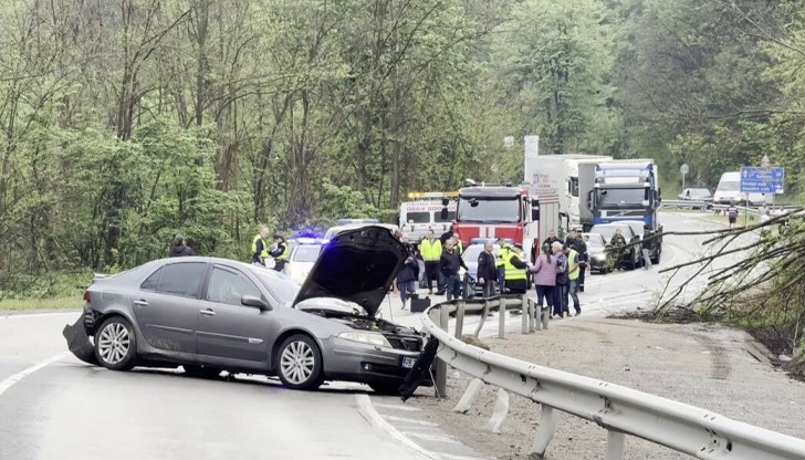 Окръжен съд – Велико Търново задържа турския шофьор след смъртоносния инцидент Окръжен съд – Велико Търново задържа турския шофьор след смъртоносния инцидент