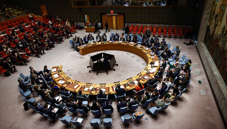 Вашингтон предлага всеобхватно 30-дневно спиране на бойните действия на сушата, в морето и по отношение на критичната инфраструктура Вашингтон предлага всеобхватно 30-дневно спиране на бойните действия на сушата, в морето и по отношение на критичната инфраструктура