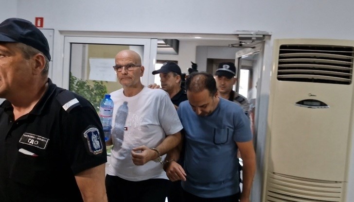 Адвокатите убедиха съда, че делото трябва да се гледа от Окръжна прокуратура, а не от Районна Адвокатите убедиха съда, че делото трябва да се гледа от Окръжна прокуратура, а не от Районна