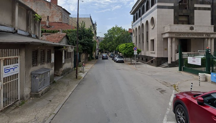 Преустройството и реконструкцията ще трансформират административната сграда в съвременно пространство за млади хора Преустройството и реконструкцията ще трансформират административната сграда в съвременно пространство за млади хора