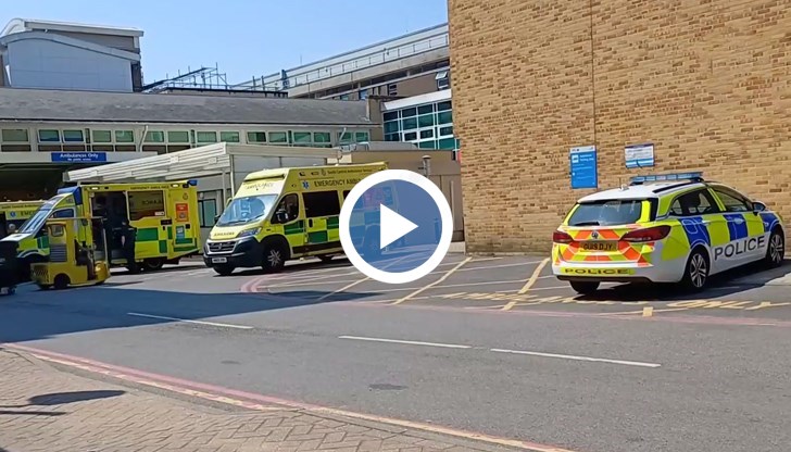 Британските здравни власти установиха връзка между заболяването и поклонничеството в Мека, препоръчват задължителна ваксинация