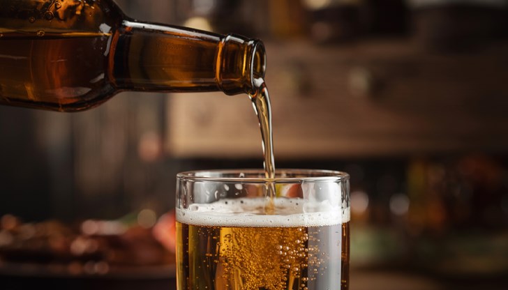 Американски учени откриха "вечни химикали" в 95% от тестваните напитки