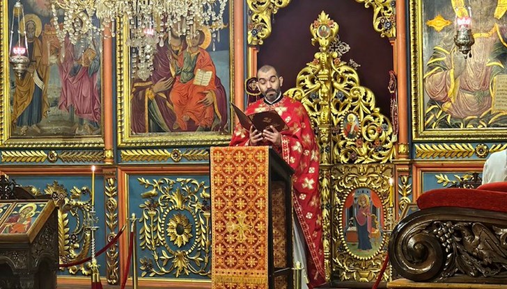 Проповедта в катедралния храм "Света Троица" в Русе бе по повод Неделята на слепия Проповедта в катедралния храм "Света Троица" в Русе бе по повод Неделята на слепия