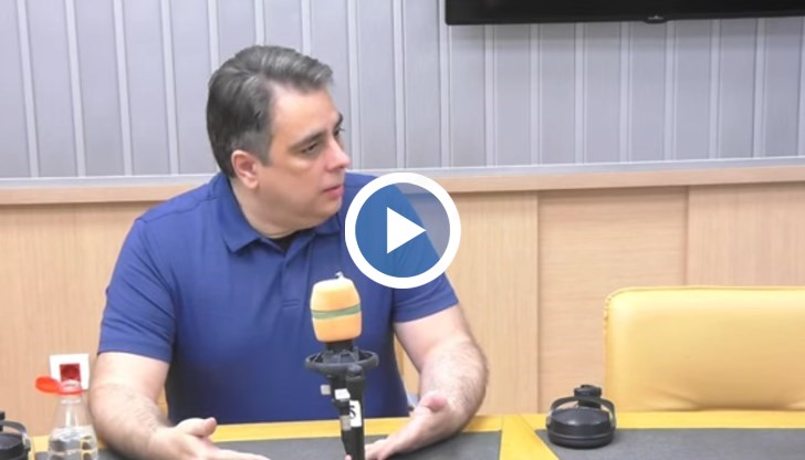 Съпредседателят на ПП-ДБ: Крум Зарков напусна екипа на президента заради противоконституционния референдум