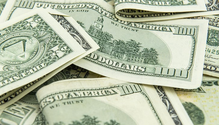 Американските пенсионери загубиха средно по 104 хиляди долара от пенсионните си сметки Американските пенсионери загубиха средно по 104 хиляди долара от пенсионните си сметки