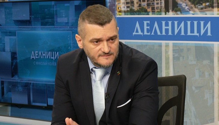 Представителят на "Будители" заяви, че България не е поемала ангажимент за конкретна дата за въвеждане на европейската валута Представителят на "Будители" заяви, че България не е поемала ангажимент за конкретна дата за въвеждане на европейската валута