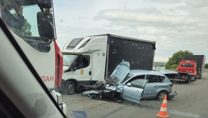 Движението към София се осъществява само в аварийната лента