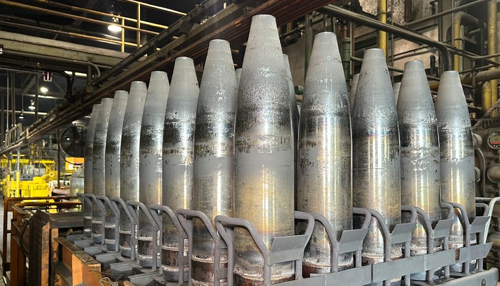 Букурещ подписа документи за съвместно производство на муниции за танкове "Ейбрамс" и артилерийски снаряди Букурещ подписа документи за съвместно производство на муниции за танкове "Ейбрамс" и артилерийски снаряди