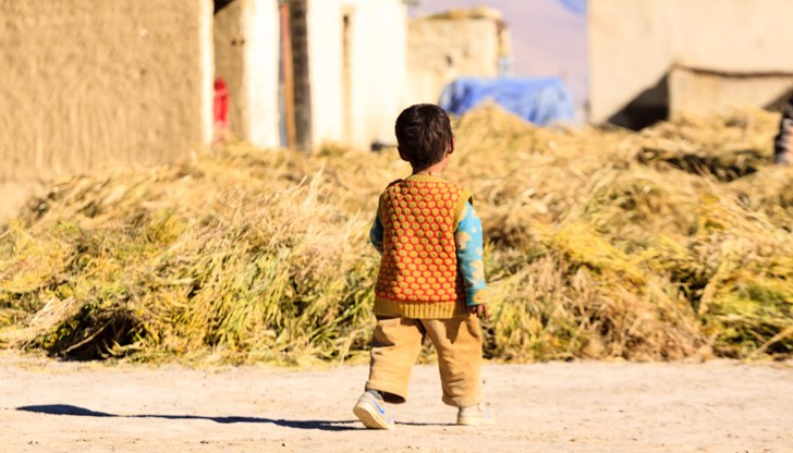 Местните родители смятат, че да възпитаваш дете след 15-годишната му възраст е твърде късно Местните родители смятат, че да възпитаваш дете след 15-годишната му възраст е твърде късно