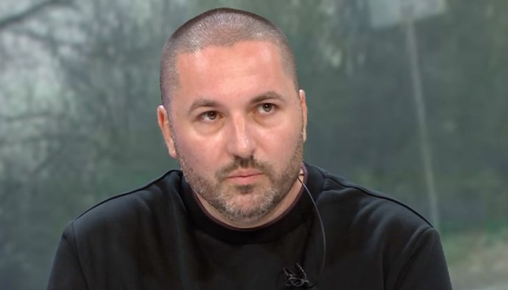 Бащата на убитата на пътя Сияна организира бдение "Нито едно дете повече" на 1 юни в София и Пловдив Бащата на убитата на пътя Сияна организира бдение "Нито едно дете повече" на 1 юни в София и Пловдив