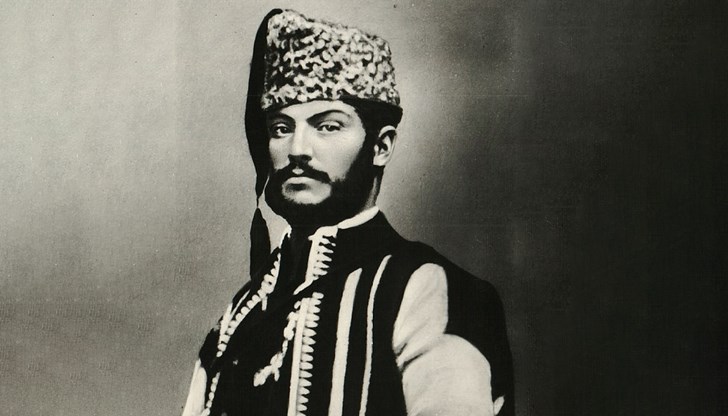 Революционерът загина от раните си в Русенския затвор, където е погребан от Баба Тонка