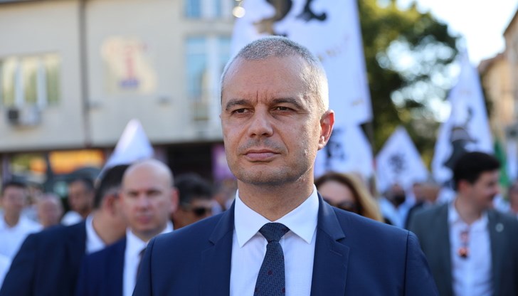 "Възраждане" обмисля сигнал до ДАНС за външна намеса в процеса "Възраждане" обмисля сигнал до ДАНС за външна намеса в процеса