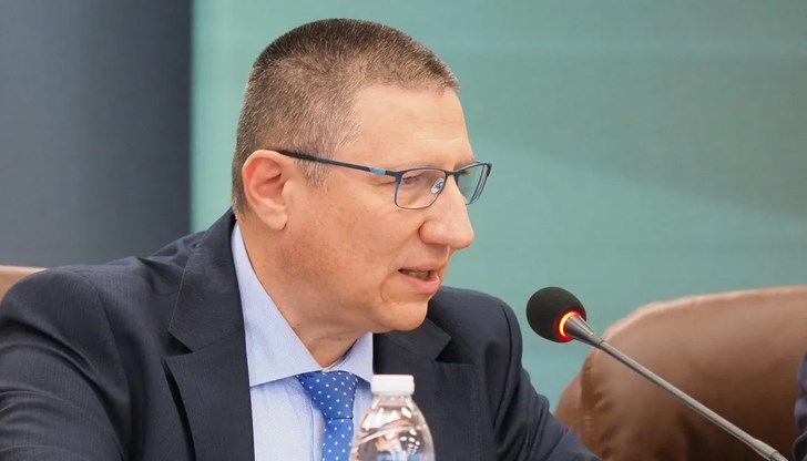 Разследването започва по времето, когато КС обсъжда и жалбата на Борислав Сарафов Разследването започва по времето, когато КС обсъжда и жалбата на Борислав Сарафов