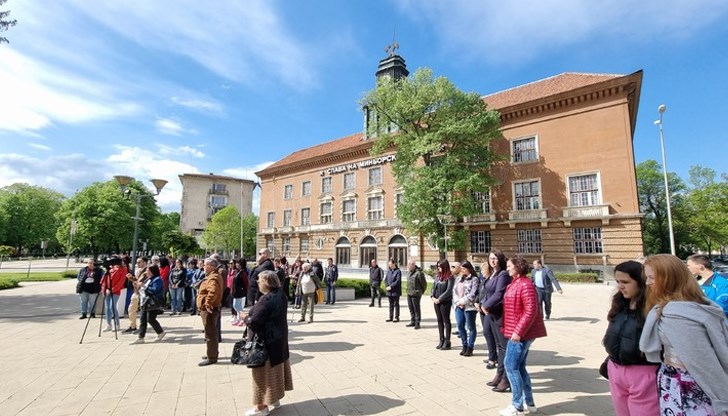 Община Перник организира молебен и курбан за здраве Община Перник организира молебен и курбан за здраве